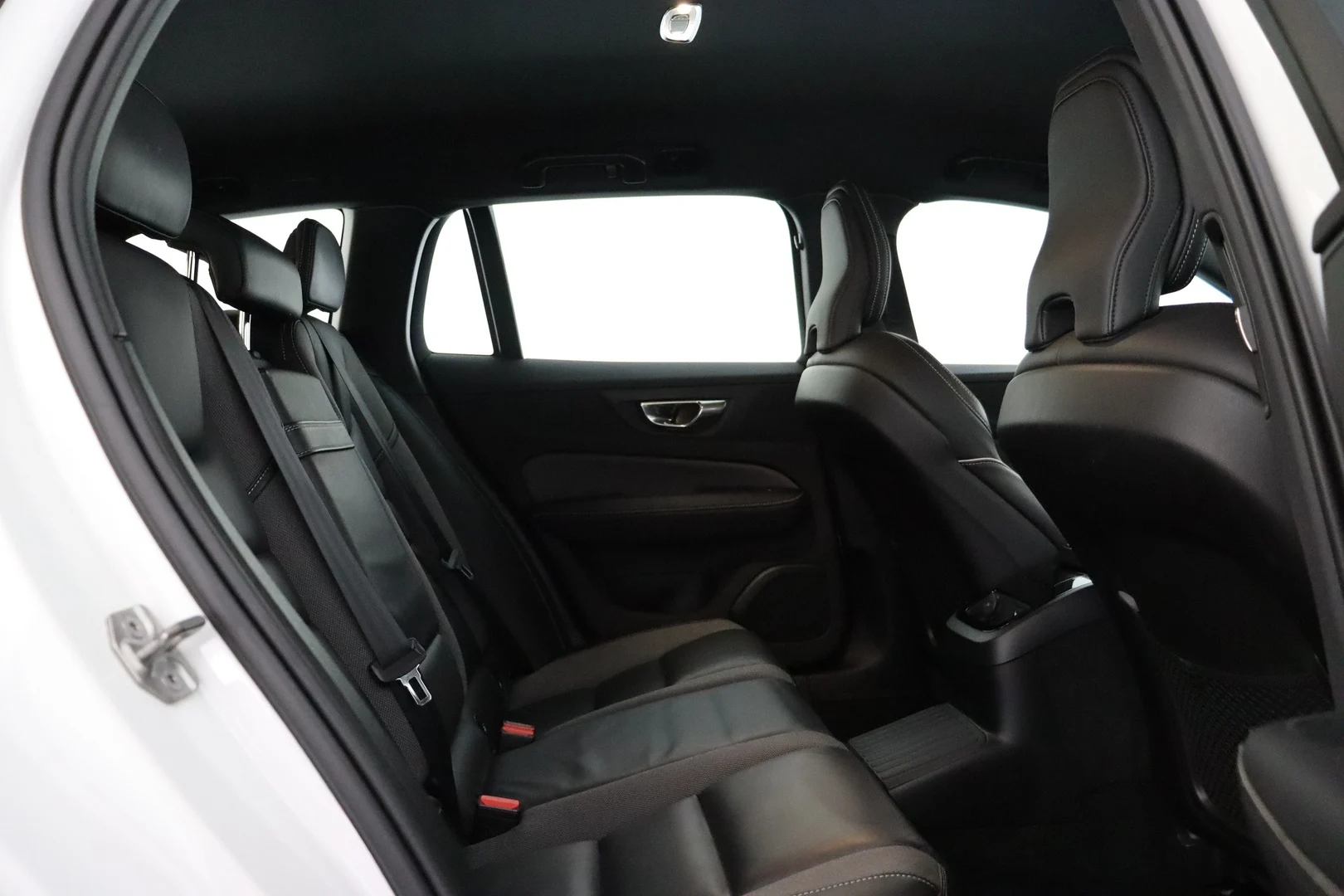 Car Image - 6fK8ADfrqUEWdejCXe4Te