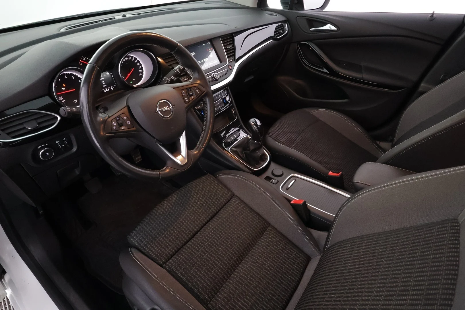 Car Image - 5JGgh8wtEuCefDPDiEXoq6