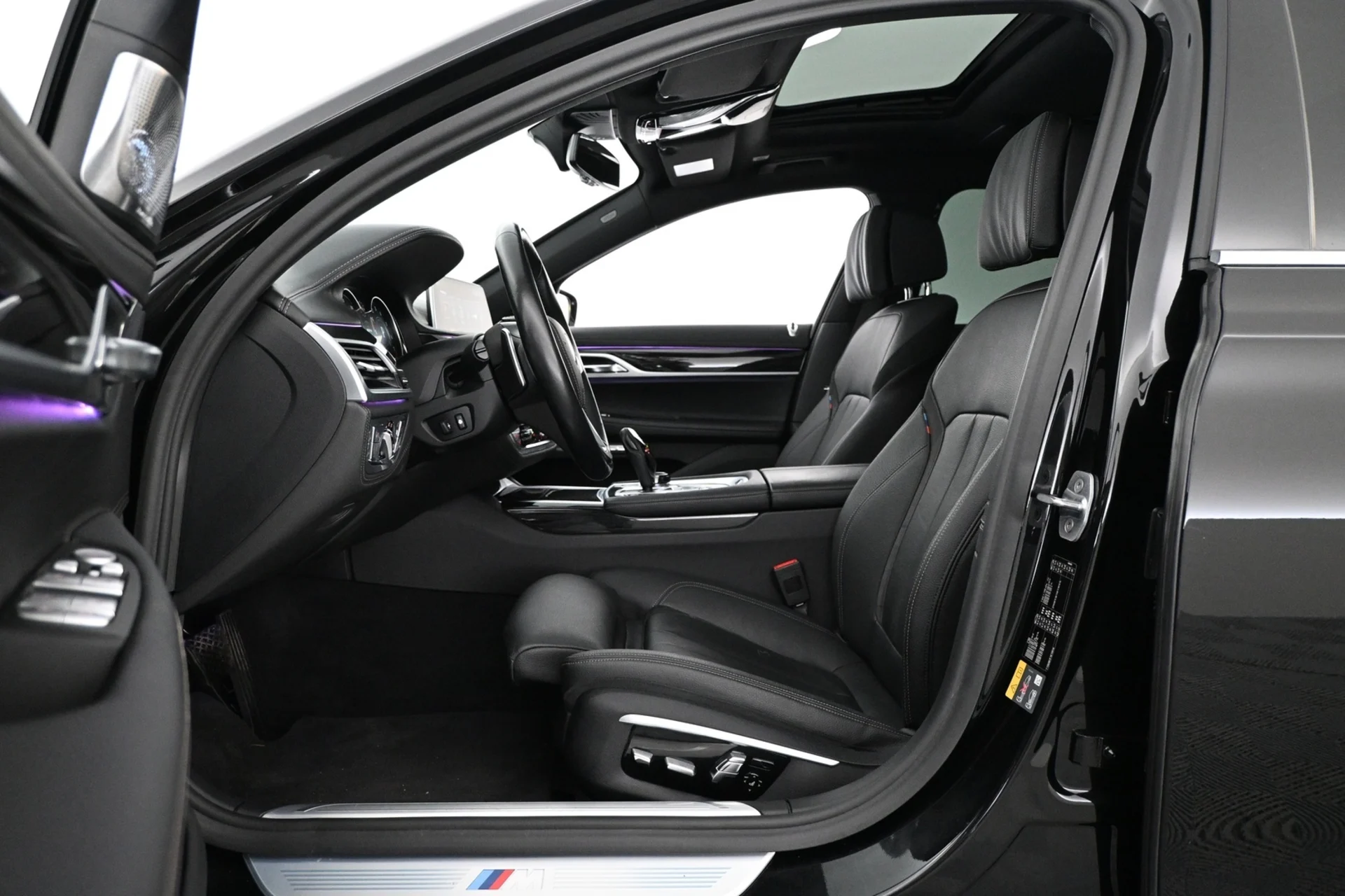 Car Image - liVEyLGqy73B1bmfjZ2No