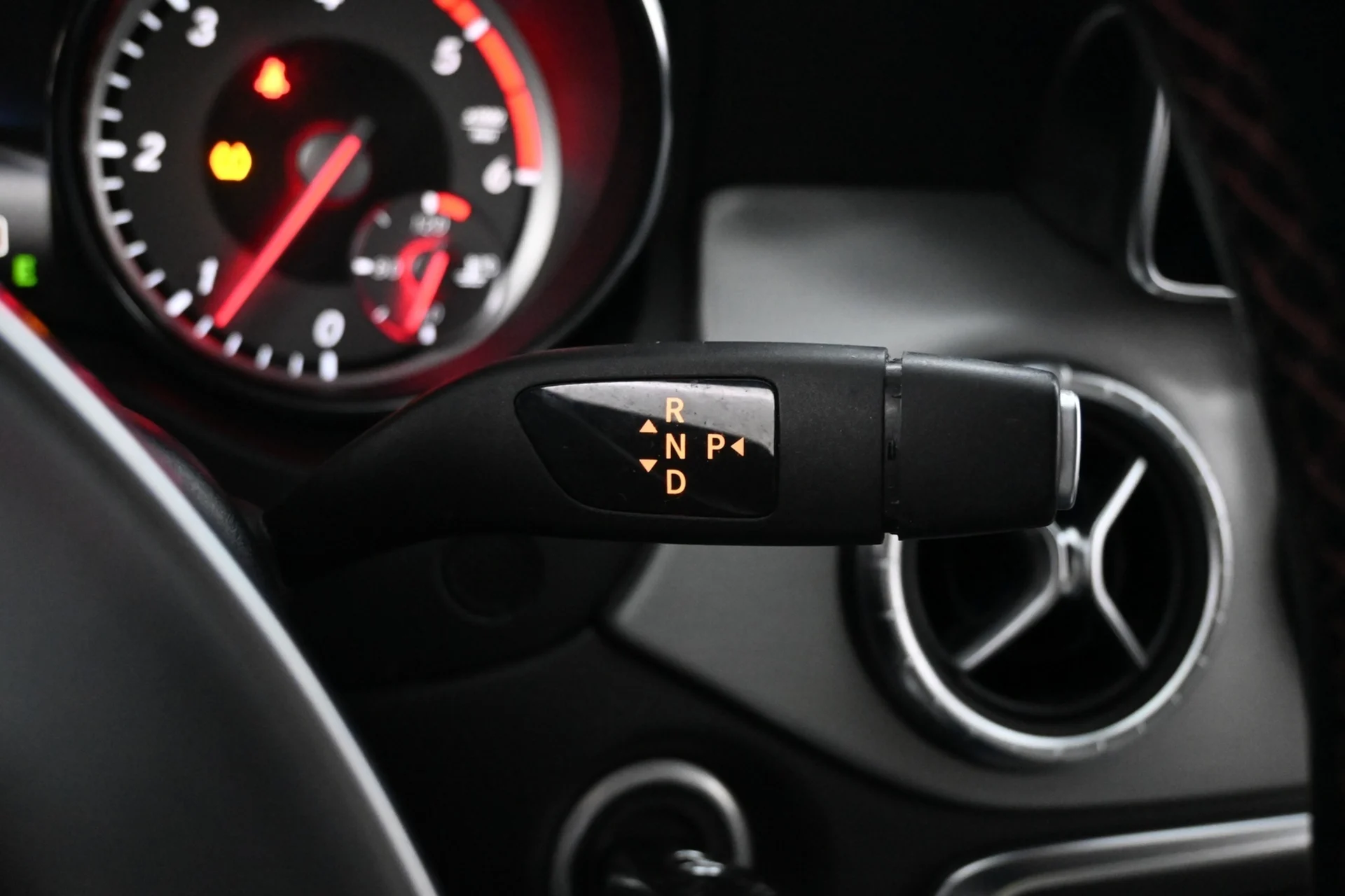 Car Image - 7JLQMCgYcIGWedfLsZyRlS