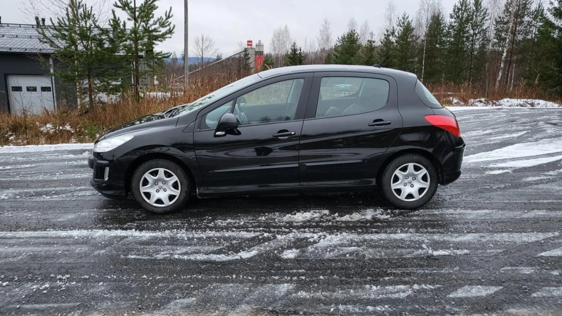 Car Image - 3tJnTDdvARh44gy9Vi4dfJ