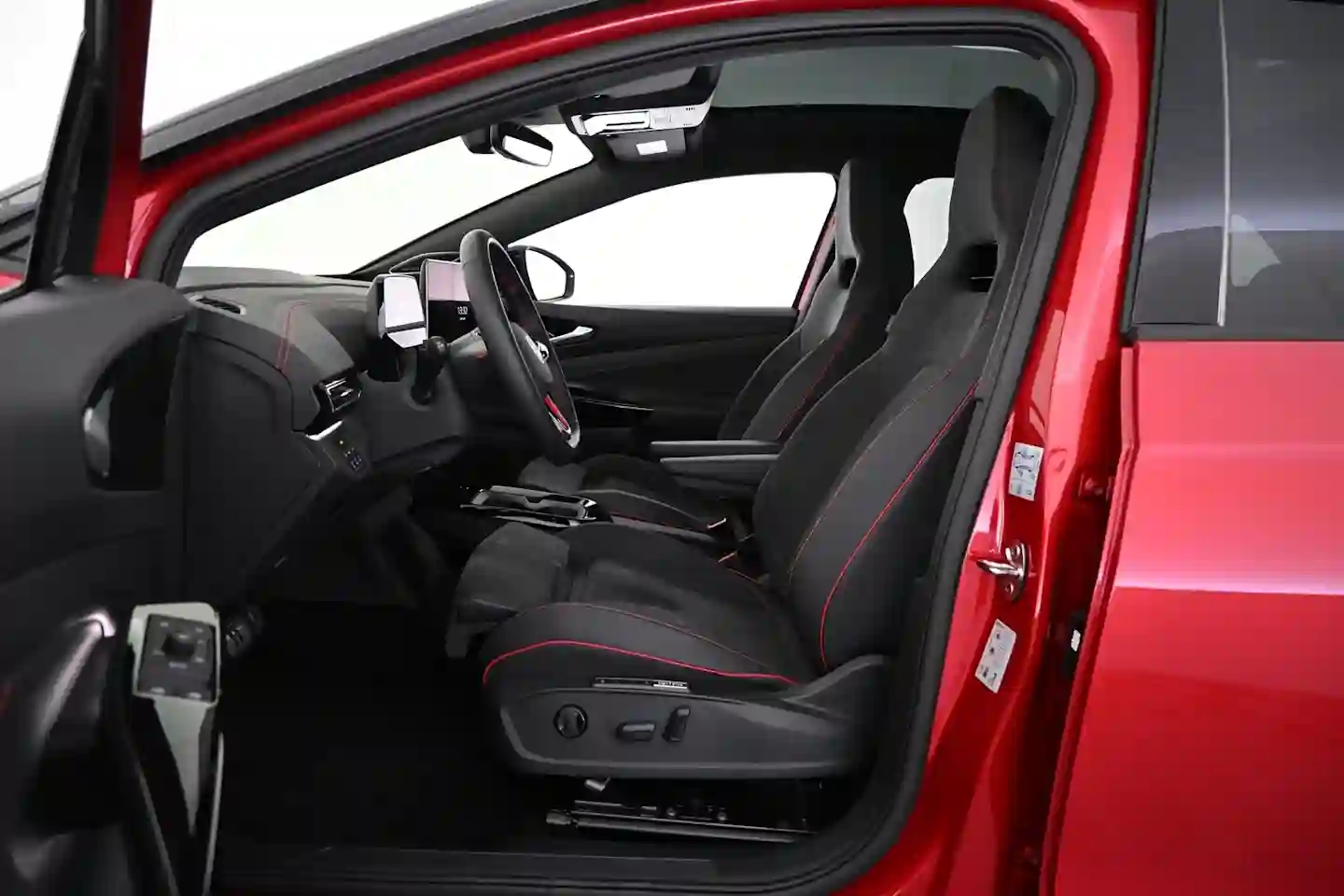 Car Image - 4yYGqEBwZl164CDc6fuS53