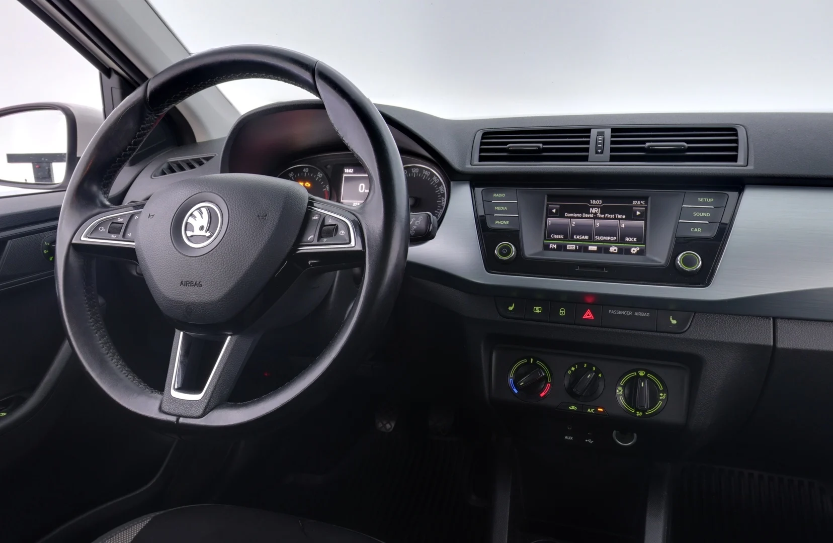 Car Image - 5fDd9lJw5Yigeqjz02guNP