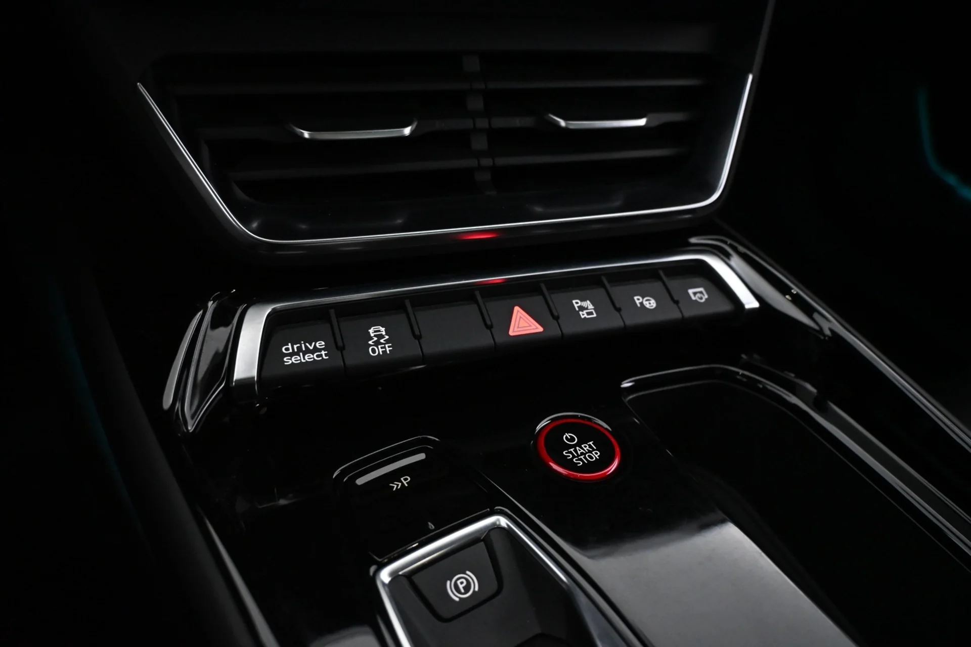 Car Image - 4V9kVD9WDJFxYKuE6YIqpA