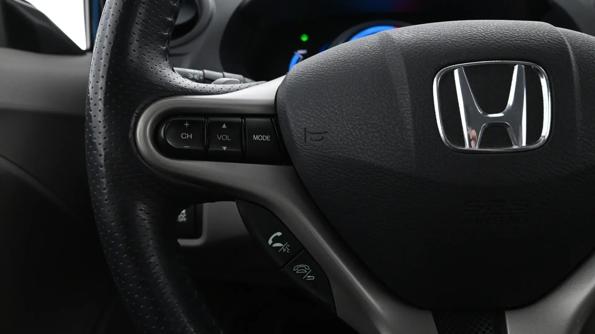 Car Image - vixXyQQcGJK9ligulhgPQ