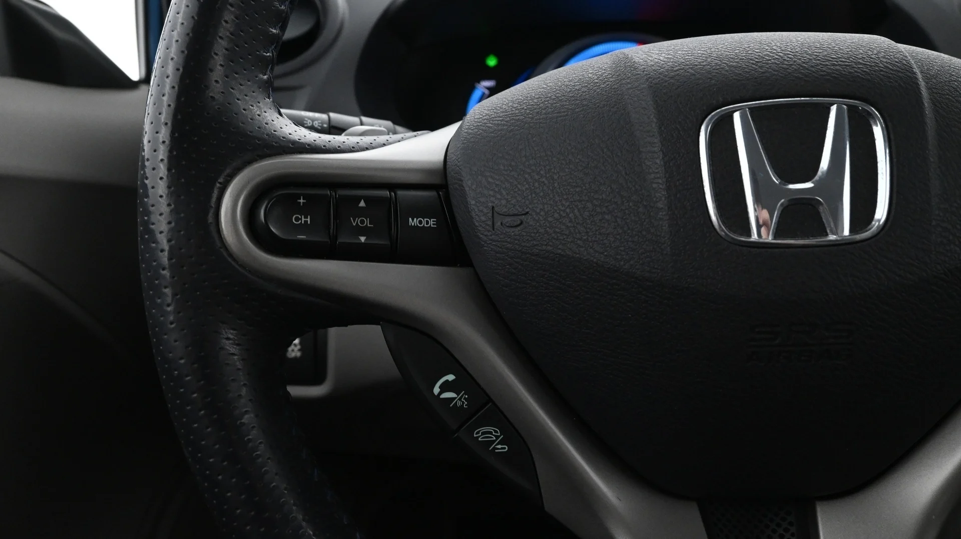 Car Image - vixXyQQcGJK9ligulhgPQ