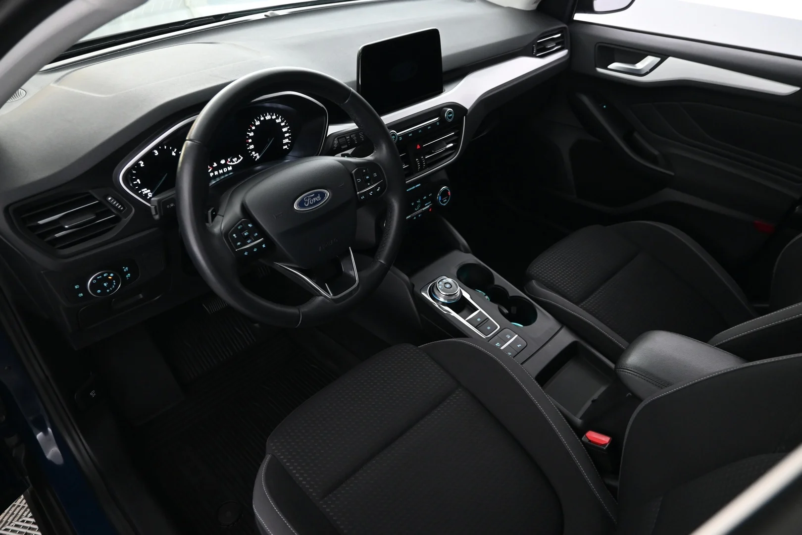 Car Image - 5MYT2tHwjeld7gb31aI5BK