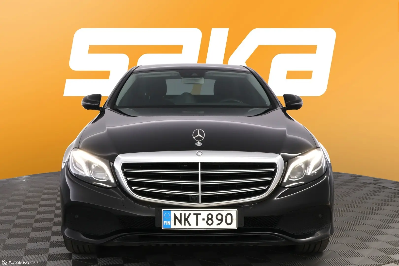 Car Image - 3551e4O2eszF6WXxNbH6Um