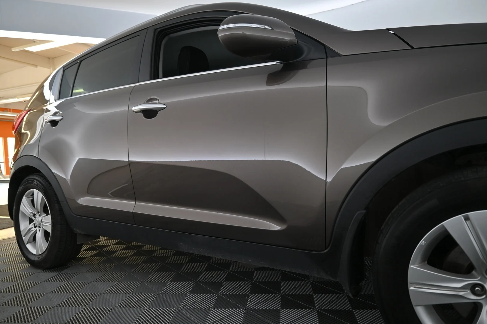 Car Image - 2XeRmwKRrz9RZzKtMCx3iV