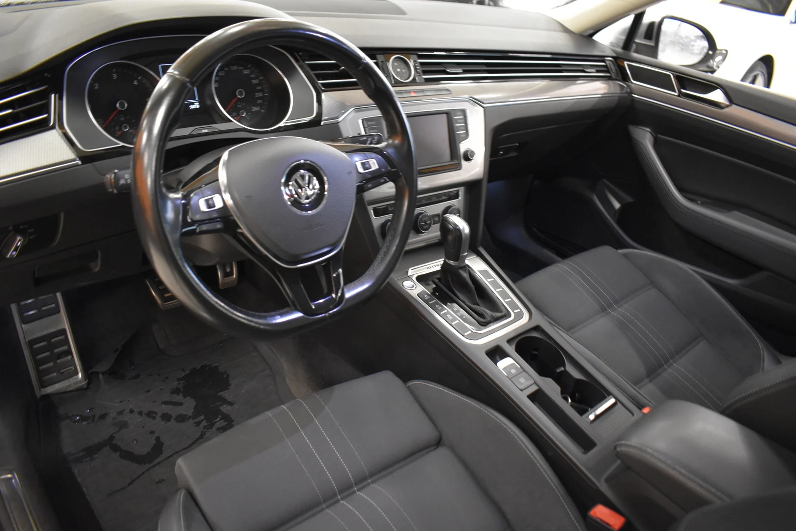 Car Image - 51fss4L4aNTRuujMaFQckg
