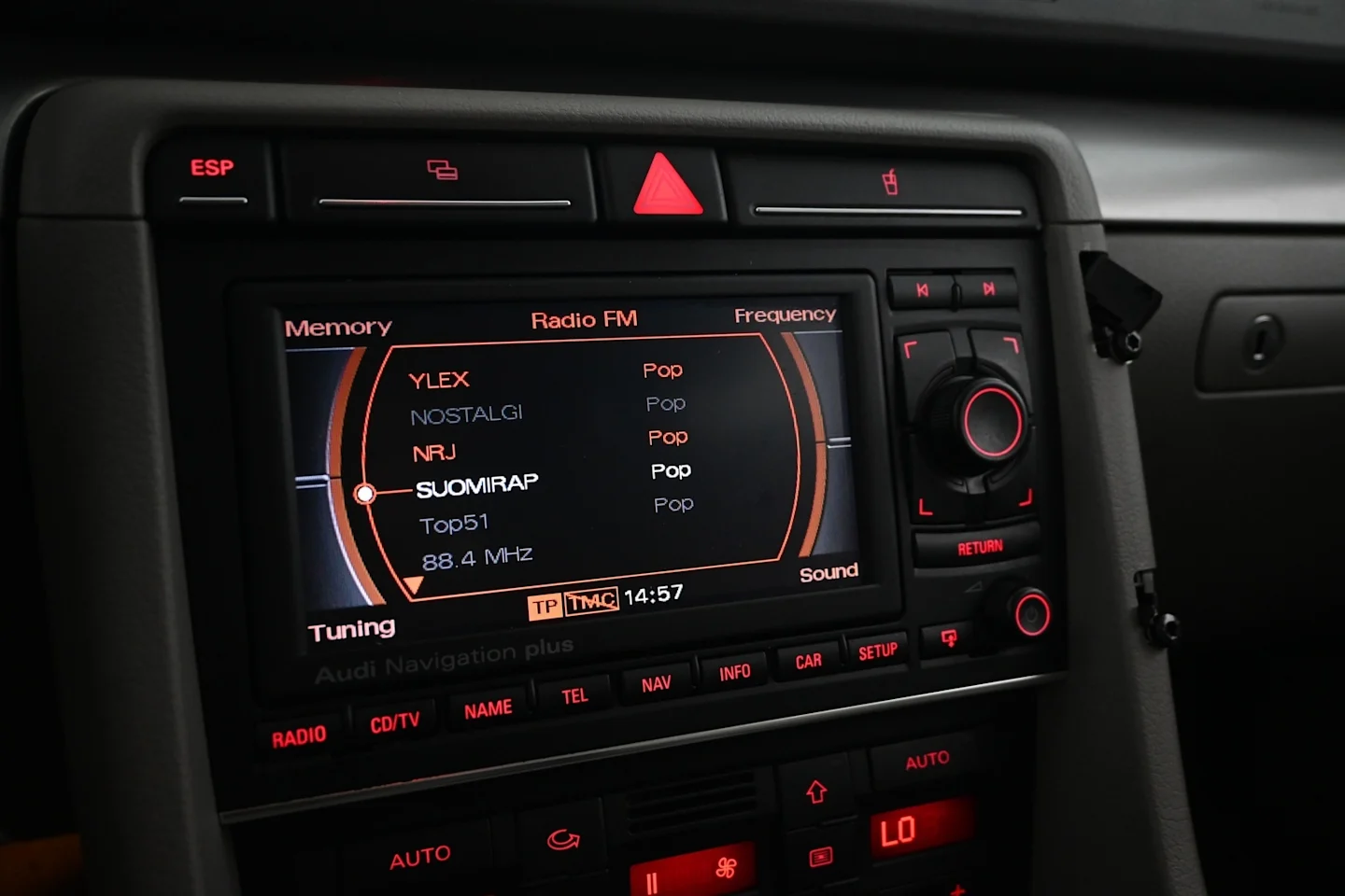 Car Image - 63vyIpfGKLKyzKUb1Umx9k