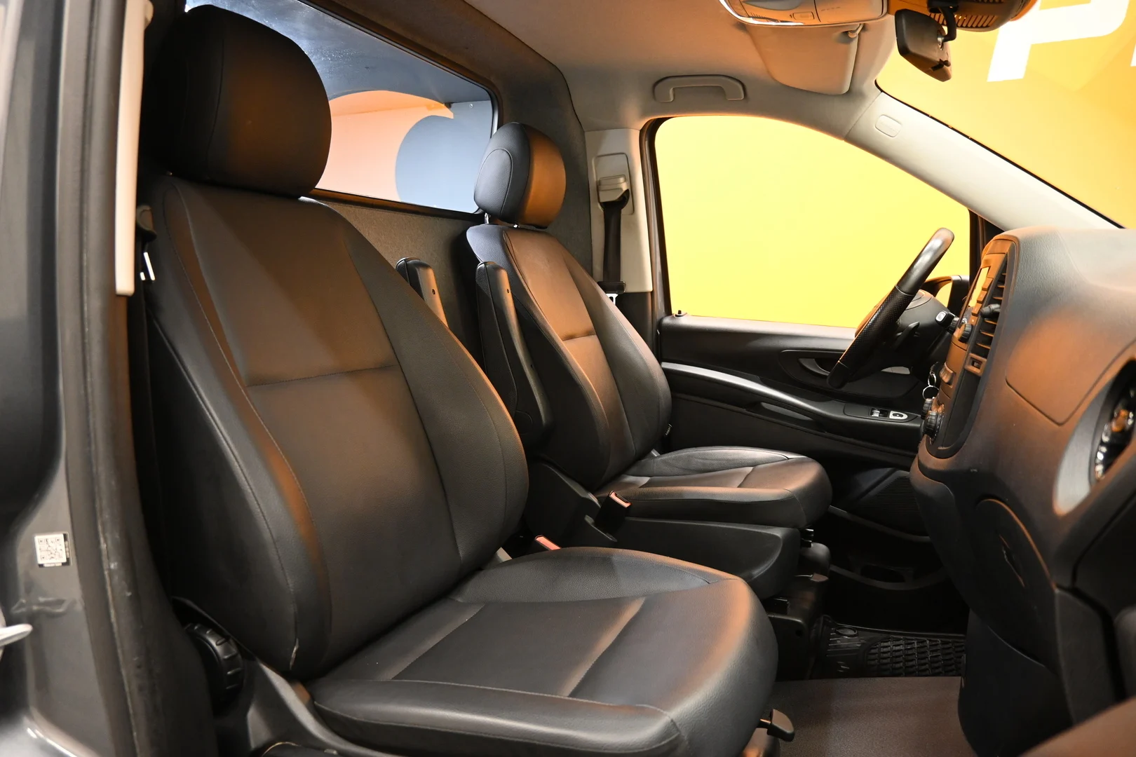 Car Image - 15tBuvWqf8umXI3jH15X3V
