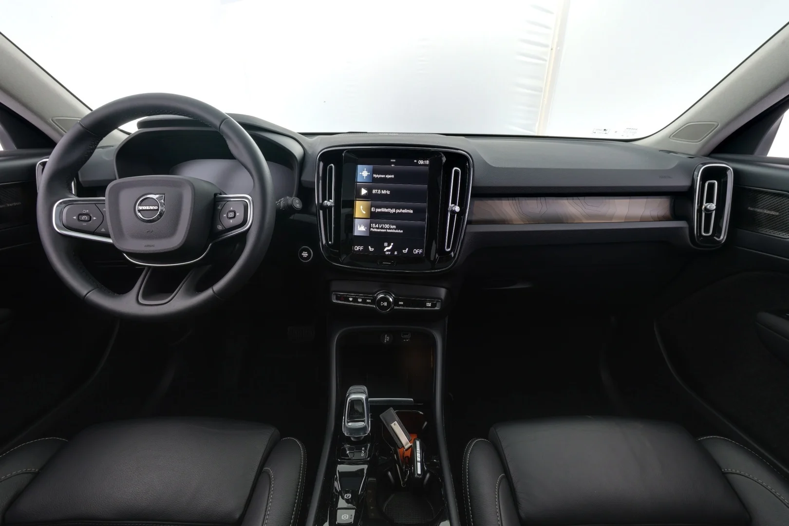 Car Image - 6Hn3kYJKovMx9vPEMV30QK