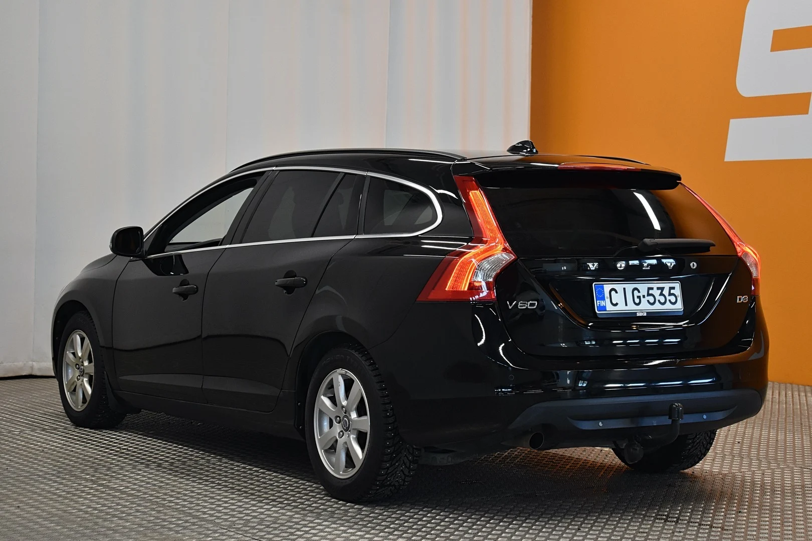 Car Image - 1XhObAPIbD5j4FTXfsHHI5