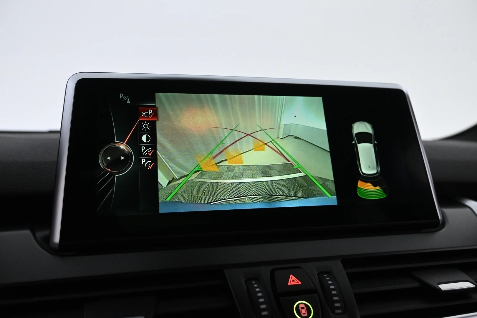 Car Image - 6yRCpd9iNMvvWCxgqn8SVe