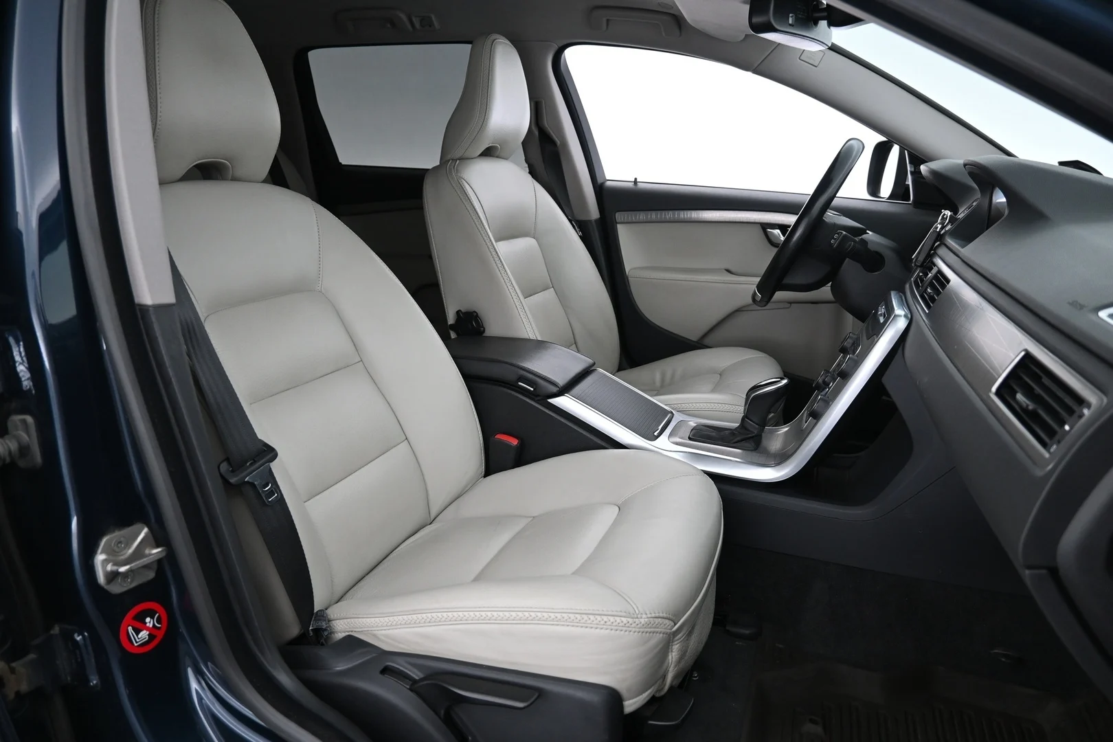 Car Image - 1GA5EvchezjhOGGxhpwfaB