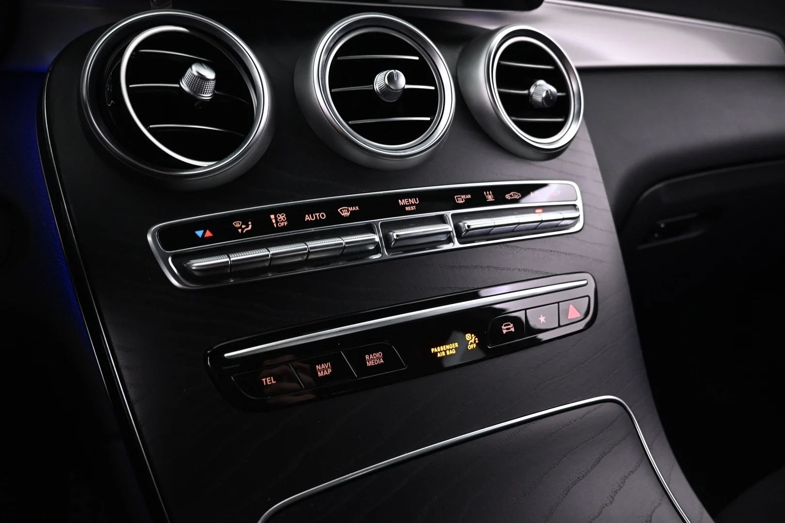 Car Image - 26r4CCzIWbsvgK97i25dRS