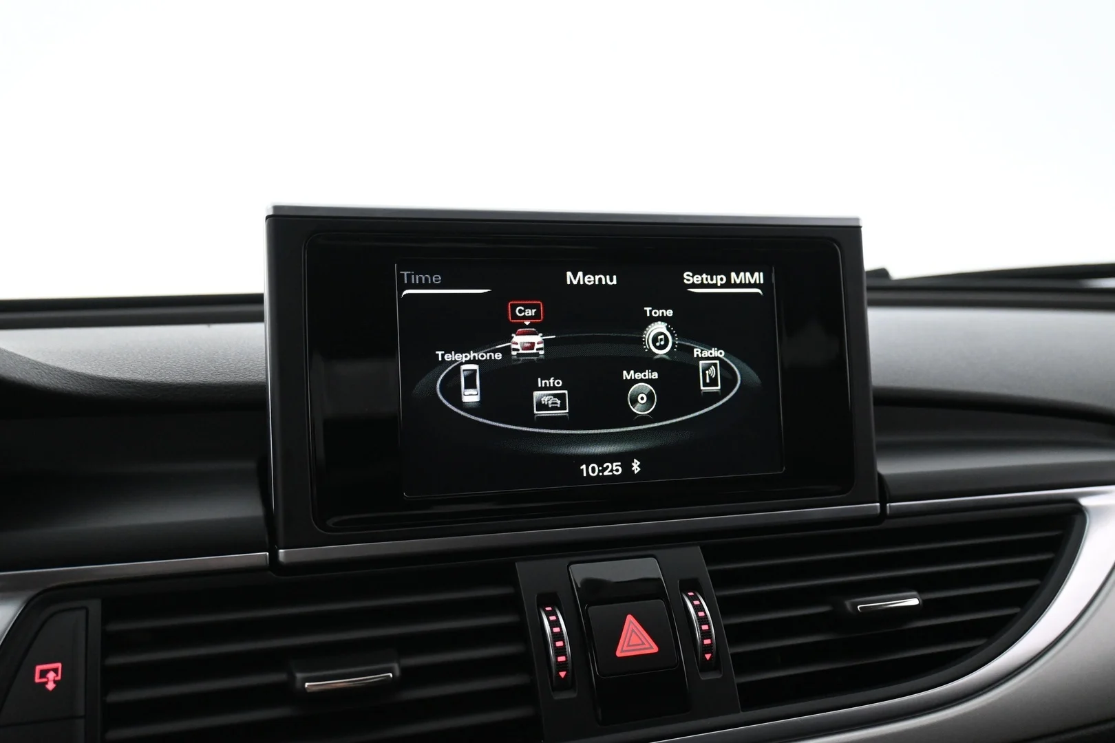 Car Image - 2M6WbS5v0Yo7MAR2w8GTmG