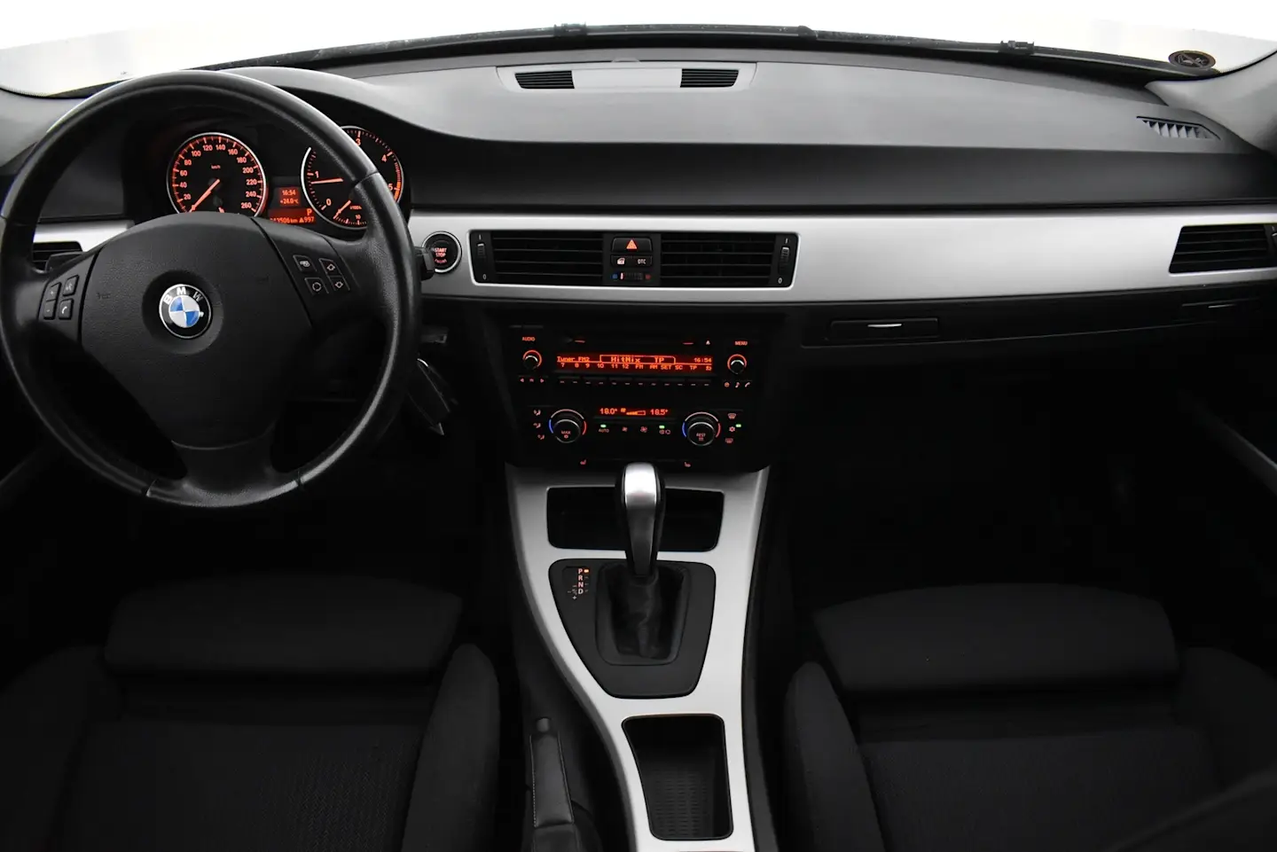 Car Image - 74FhVYJsfVPJCMUZi8FtVy