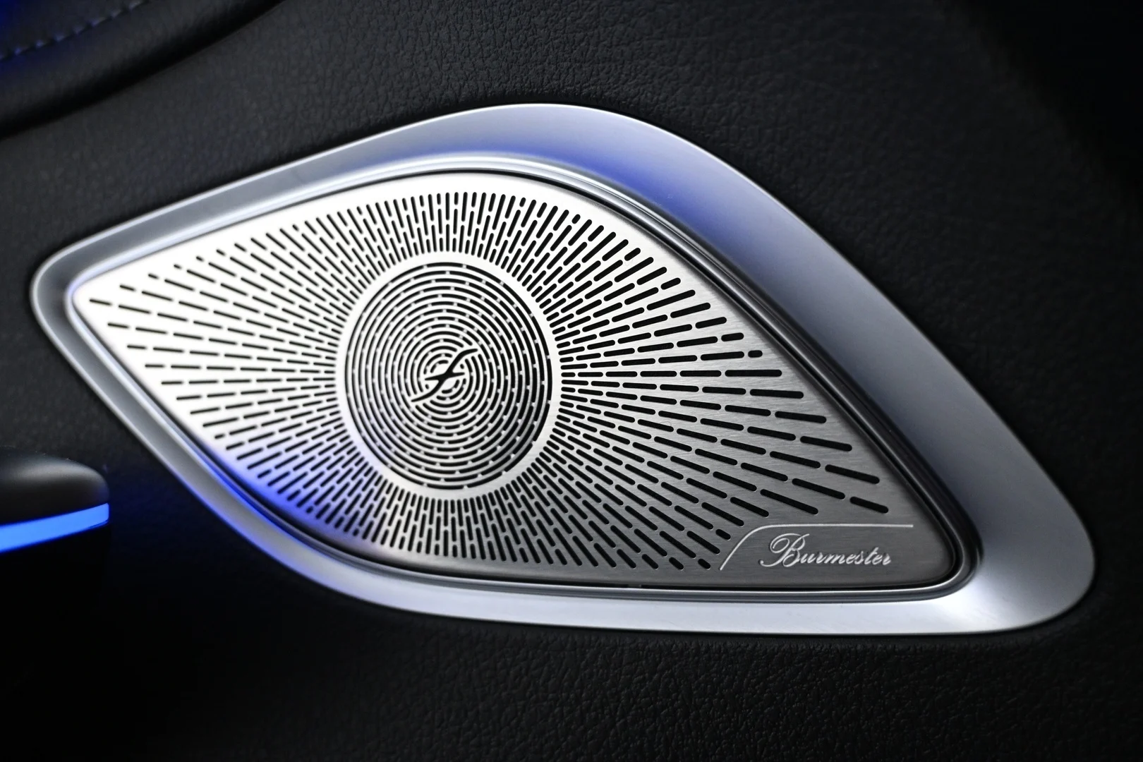 Car Image - 5Q9anwwMq0HcScc3CxXV3G