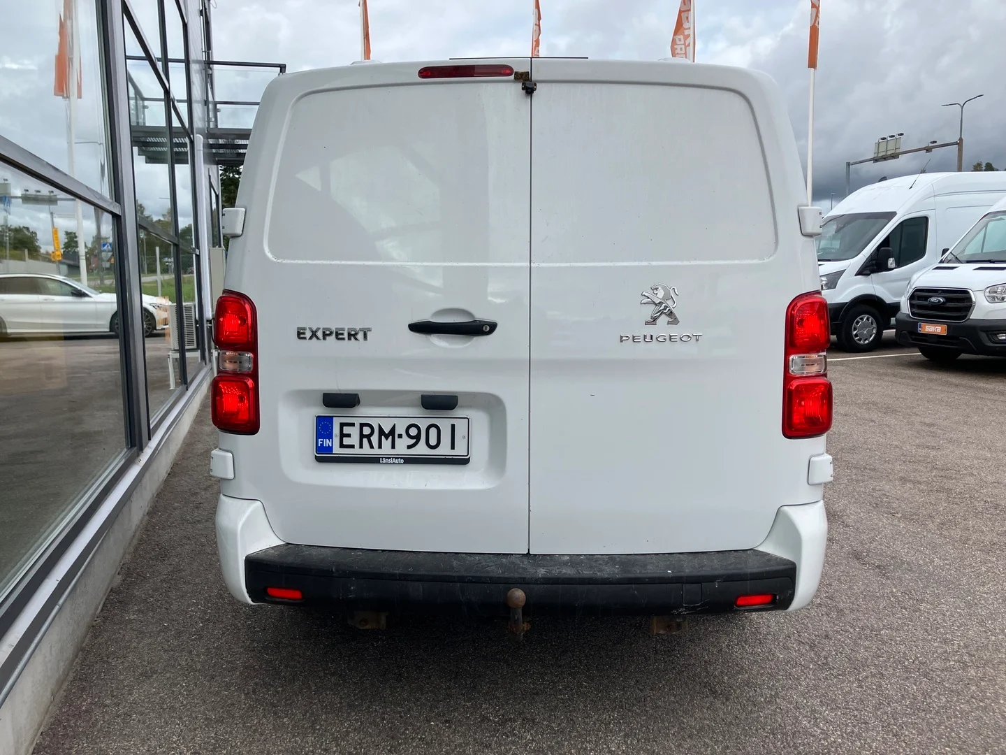 Car Image - 1Mm4oDfOdNiYHqSTpkOkJ3
