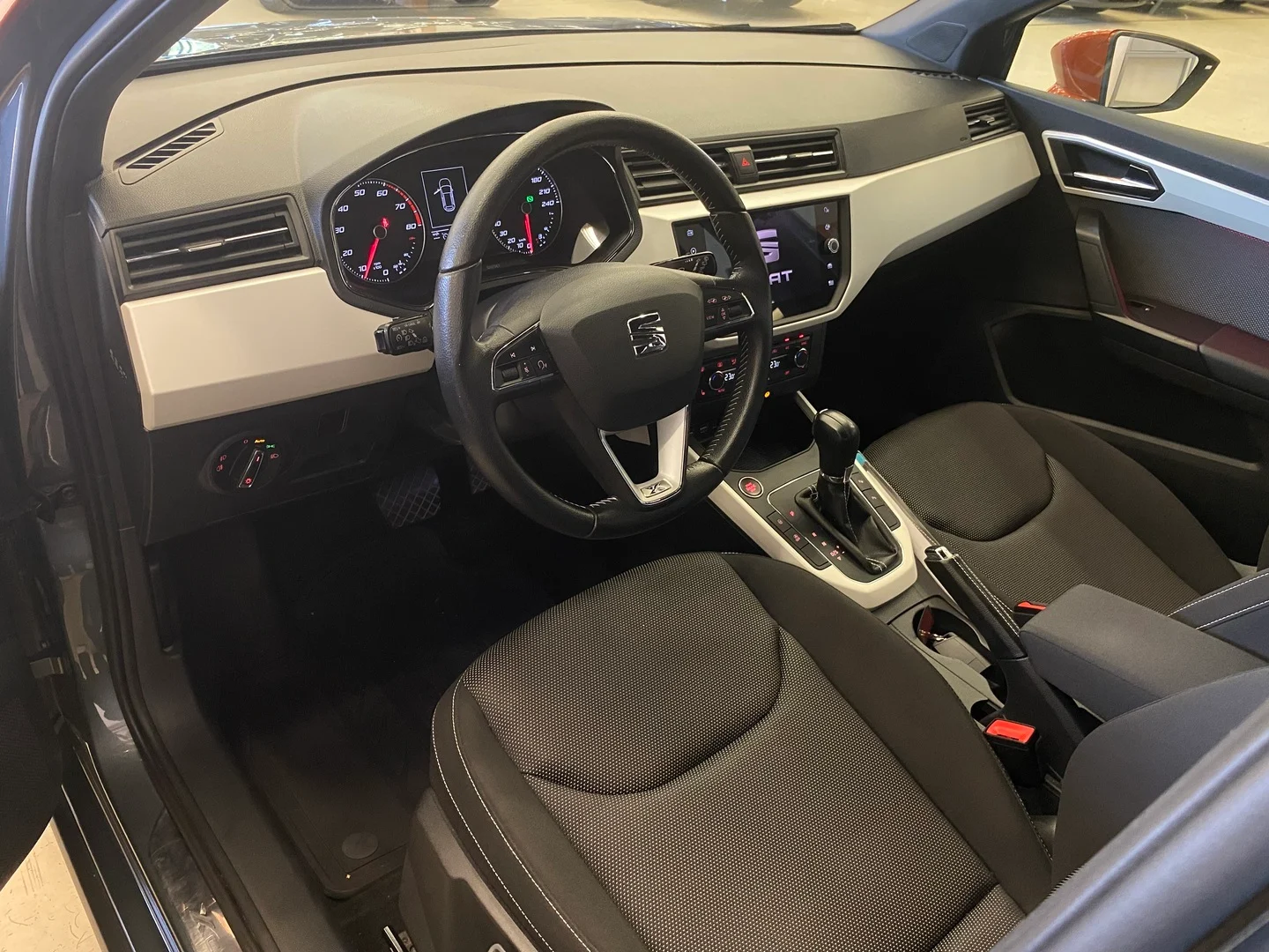 Car Image - 5IRJ9qm1BuqRu7Qu16luWw