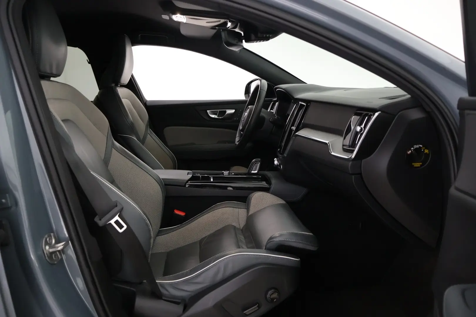 Car Image - 5rOxuaS5S7bk2Qz5pUrVzq