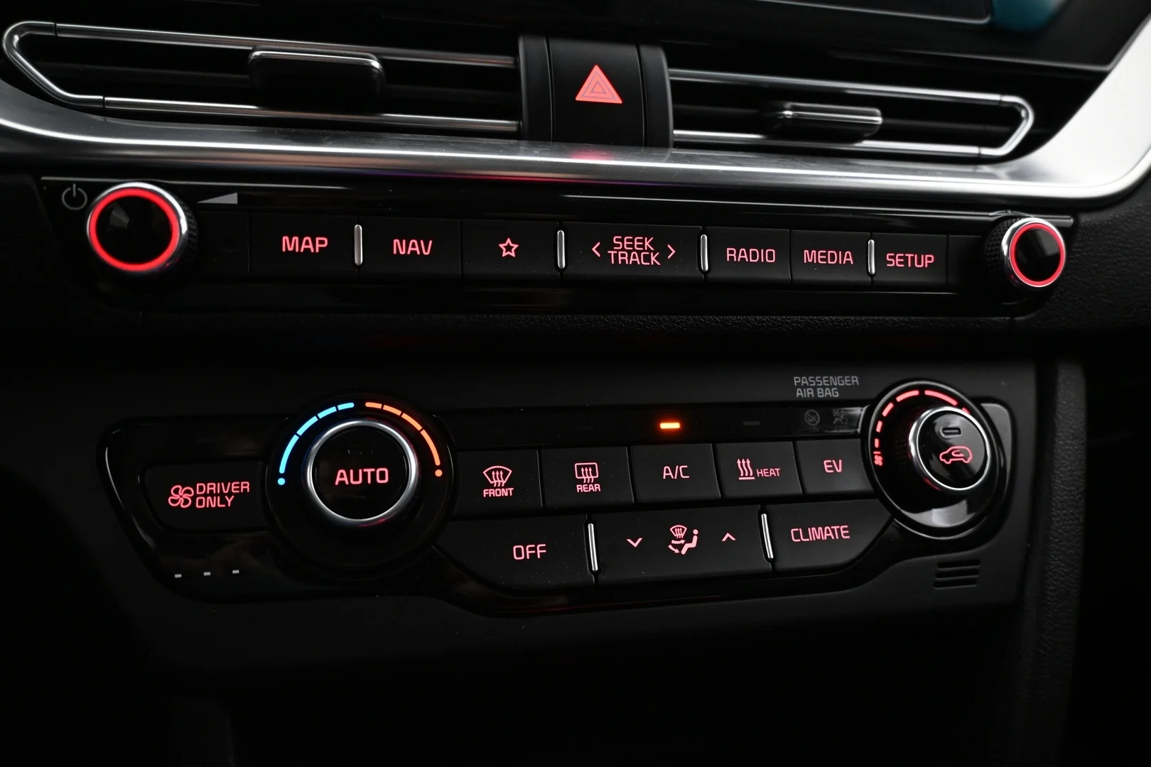 Car Image - 2ZgxaMWiTb2r2sx26KIPHe