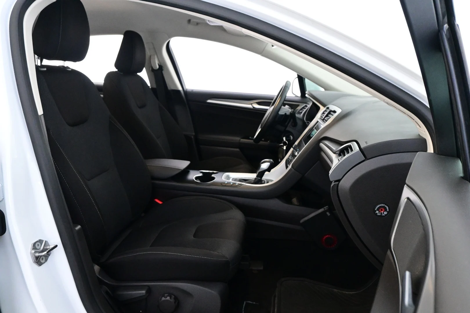 Car Image - 3eD3o1ufVPZogvVsTG1t6P