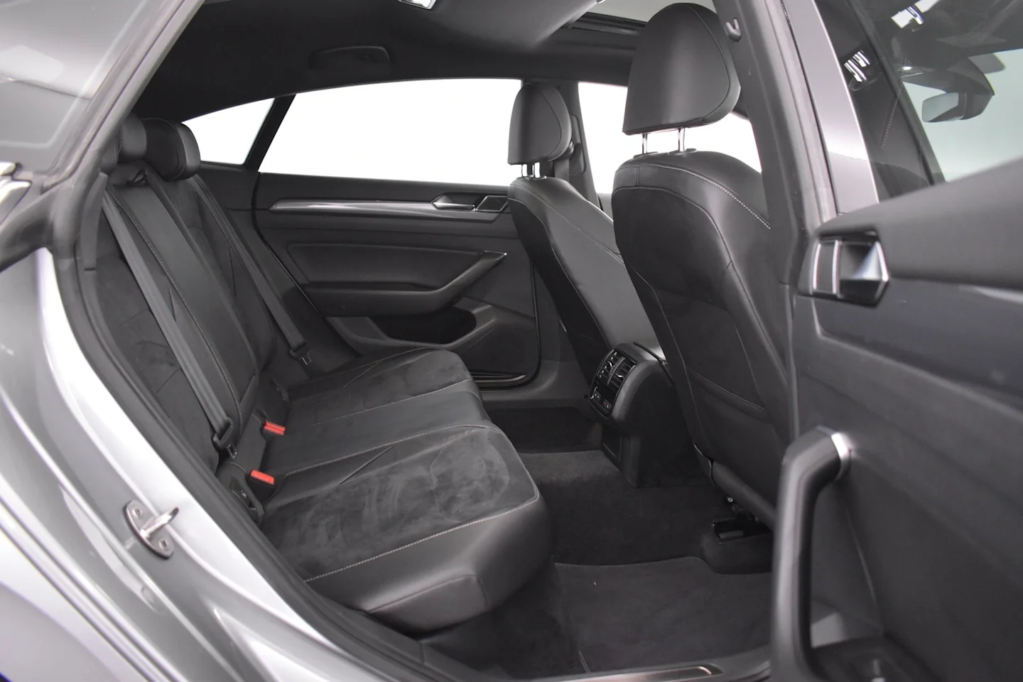 Car Image - 2pai29HWUP5X9I6TNGUslb