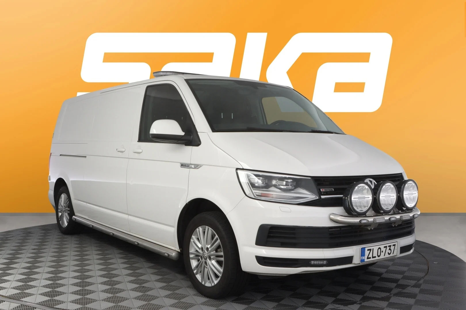 Car Image - QcSGfKC1bITArnyWr2cK9