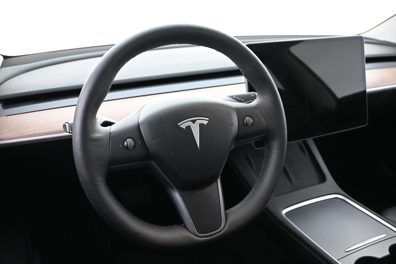 Car Image - 3xNpZukYZzNUeYbOI87Qz1
