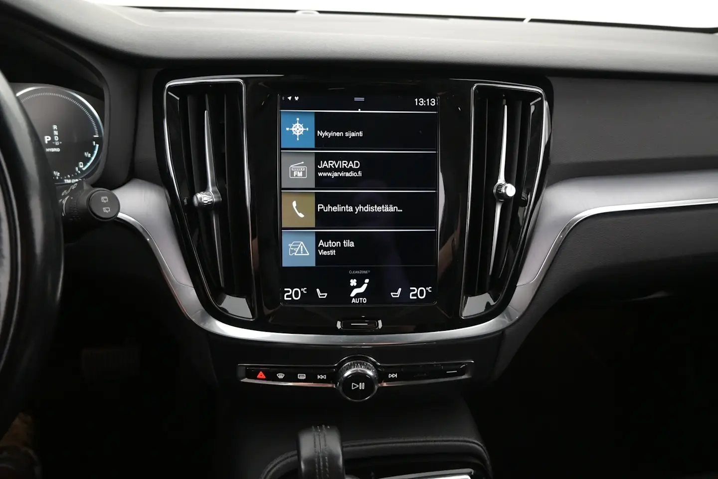 Car Image - uDDOUX4sCfxrj5MZD8XOL