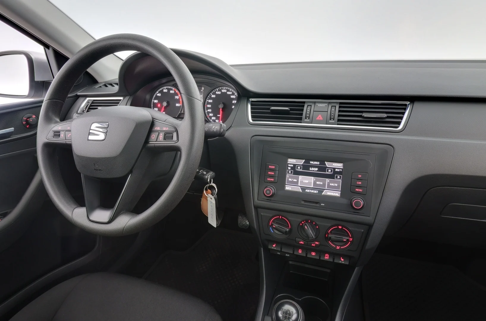 Car Image - 23QzNSvu9XClEstw4erd3U