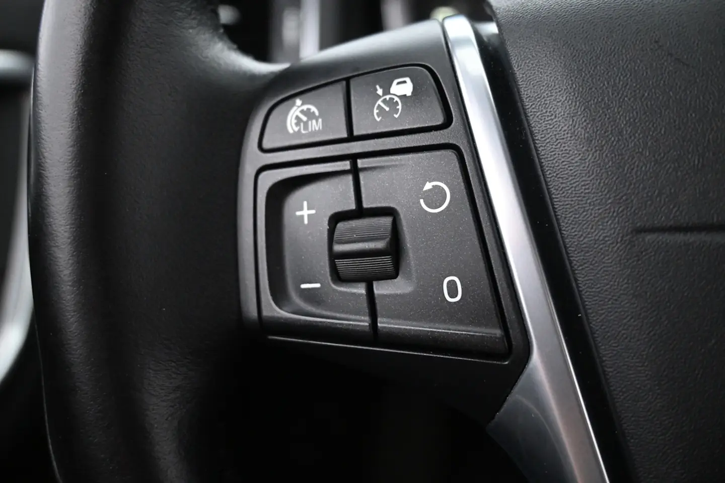 Car Image - 316ylXvH0jUbpWzRZEkCgi