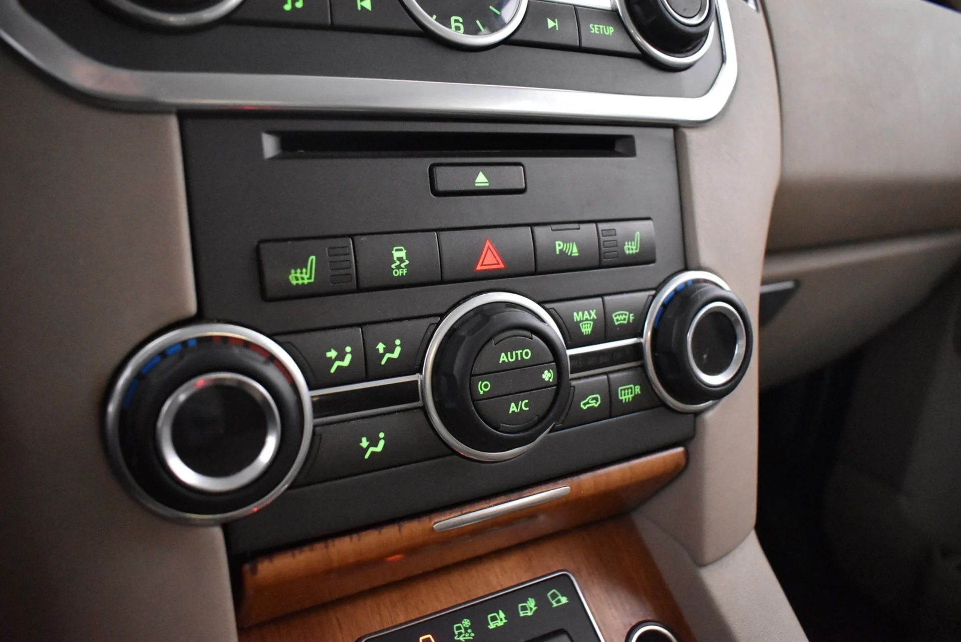 Car Image - ZEkAsc5TcMgAPnhcfie0J