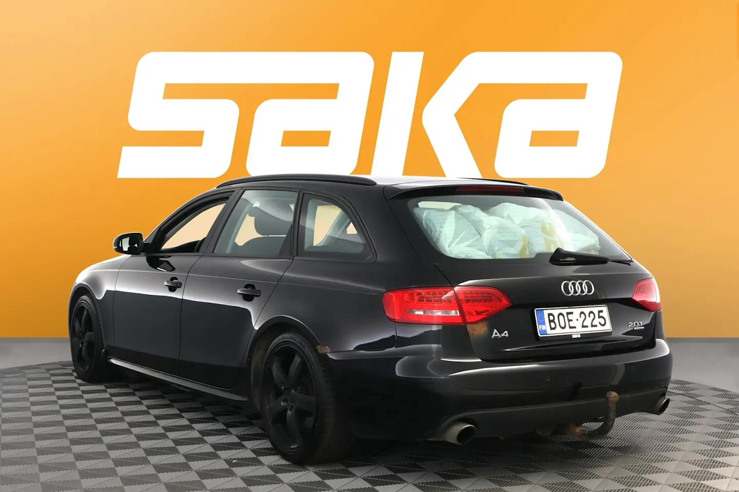 Car Image - 561F9ahaCLZVNw4qhr1Krc