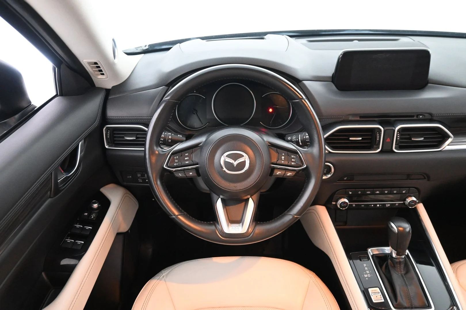 Car Image - 6SFlZm2FVnGIqi2uQZW4gY