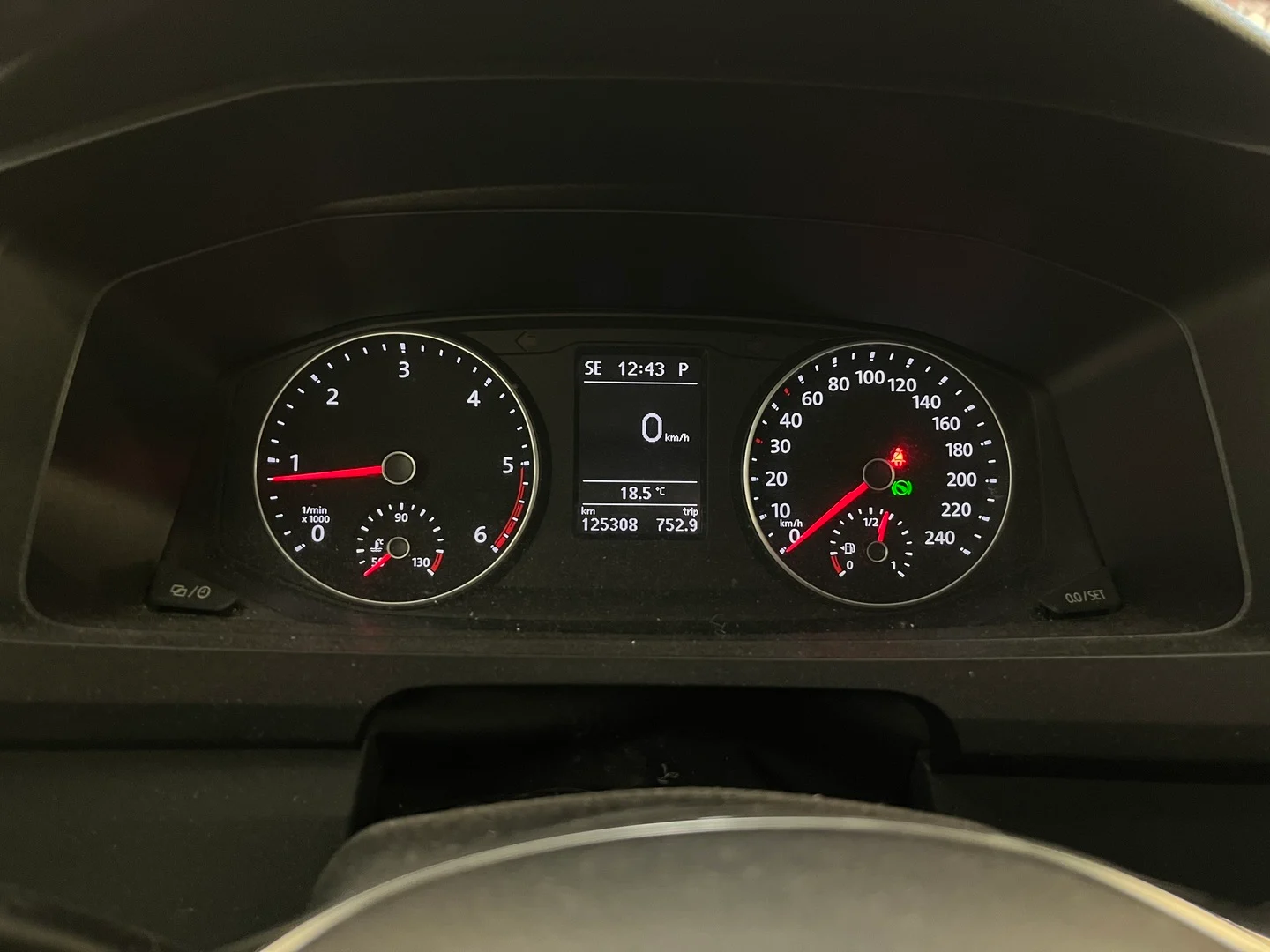 Car Image - 6G1OTFi38LCQvngiRsC9Y7