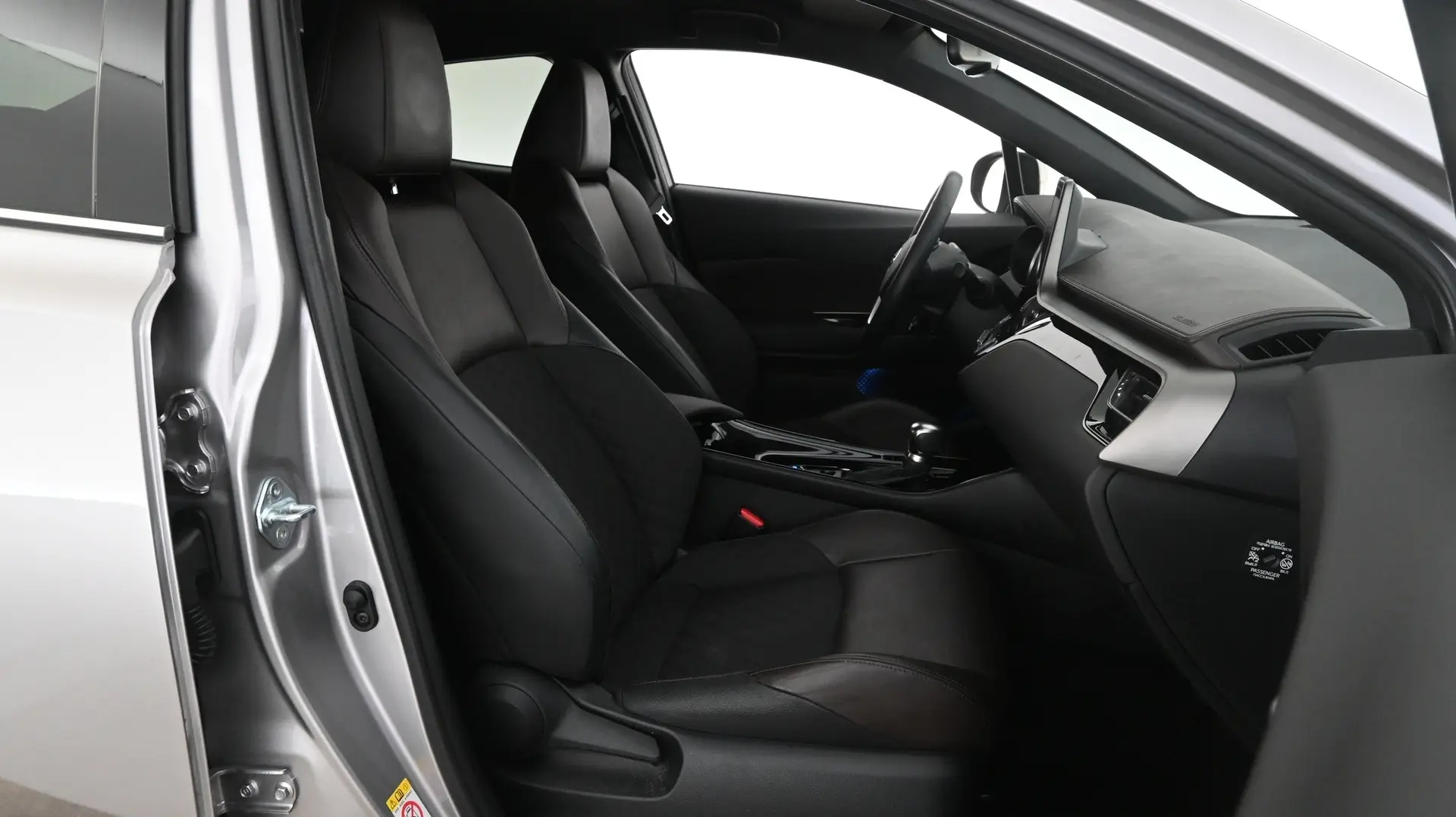 Car Image - 3Q1amyIJPYrZ0STkg3pSBx
