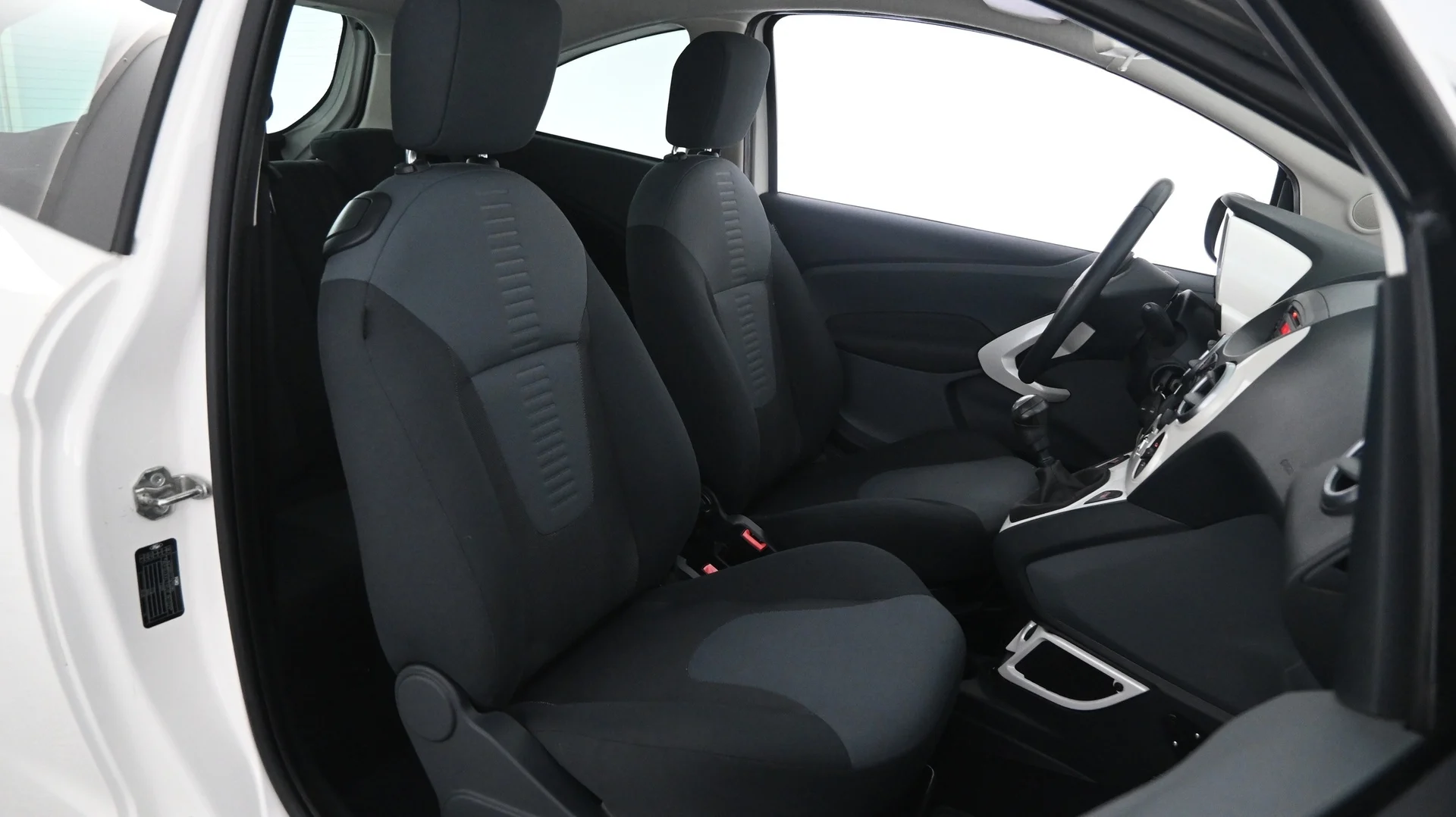 Car Image - 1WlUsDki8KM7cbcyNMru6x