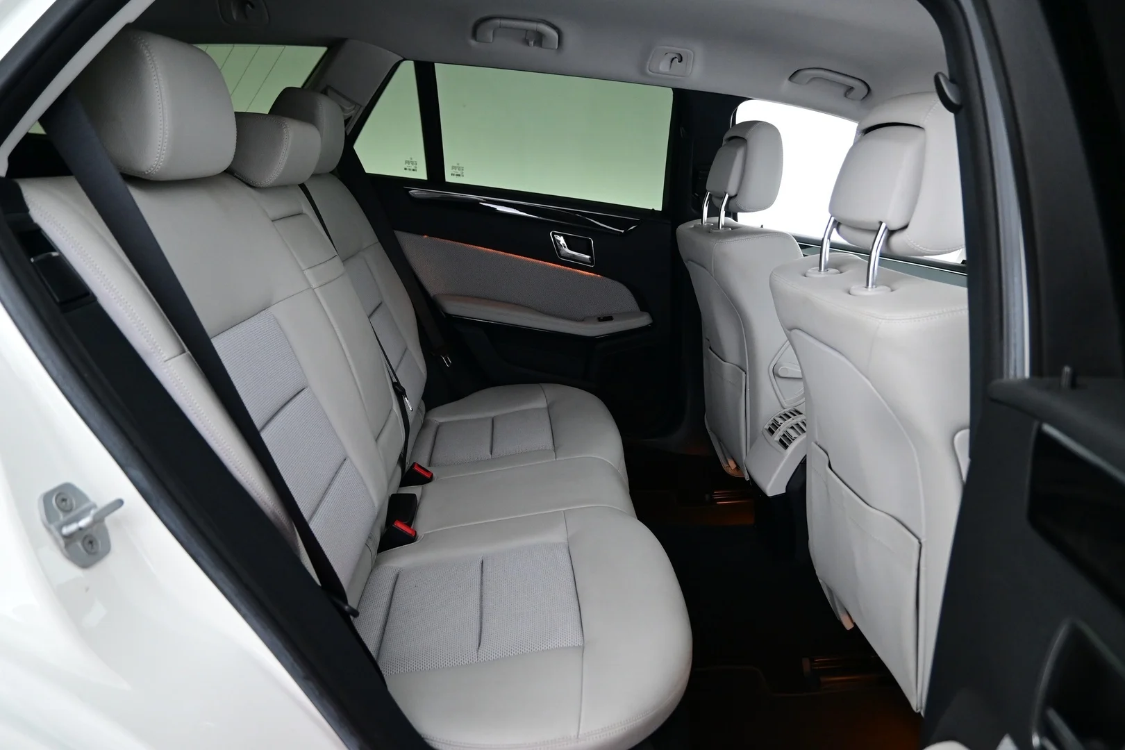 Car Image - VvFHSVqbiqK1OtuMMyfzX