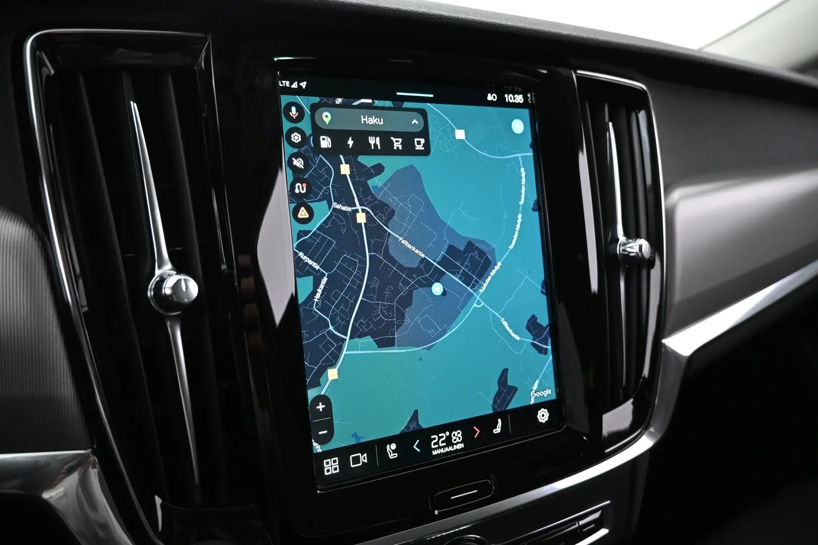 Car Image - CMT5f1eqVrs3em6o6Fxyu