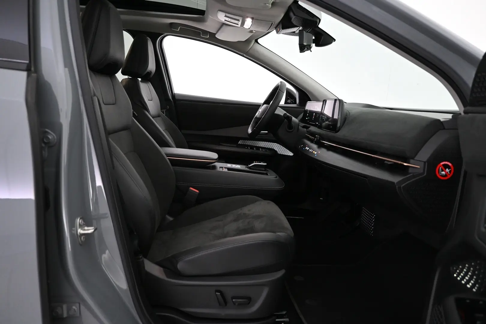 Car Image - 3buv8lZPNJabYHL6roycgK