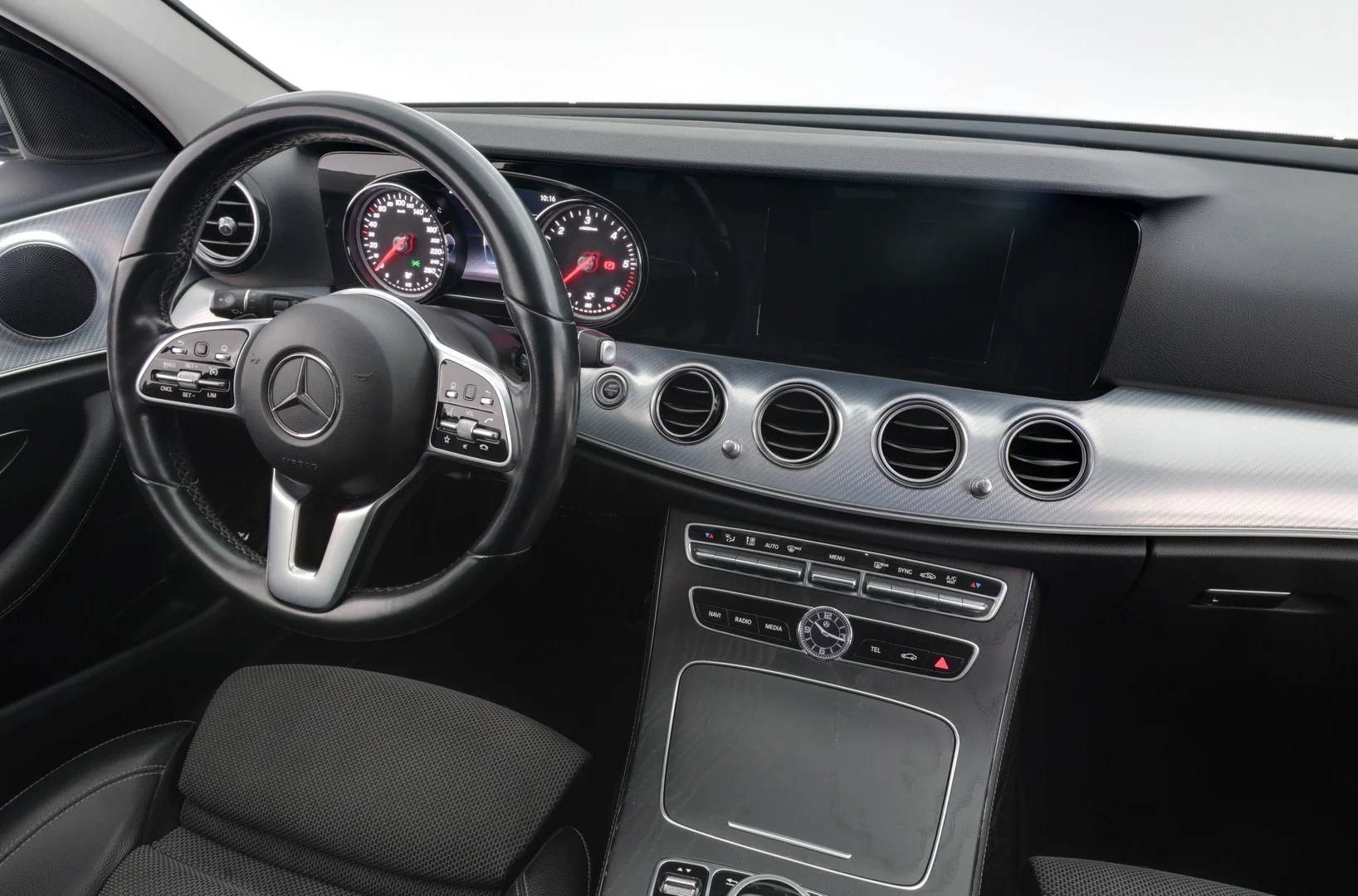 Car Image - 1NRN8ztMyKFo7K7lu4a6GN