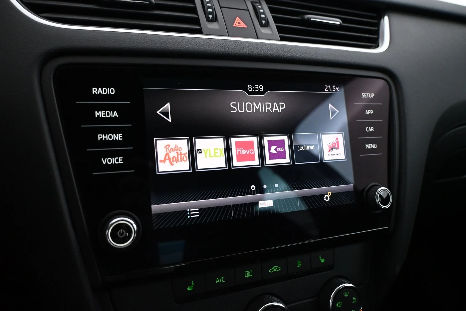Car Image - 78N75HaQDzLRg2IhdgeUdB