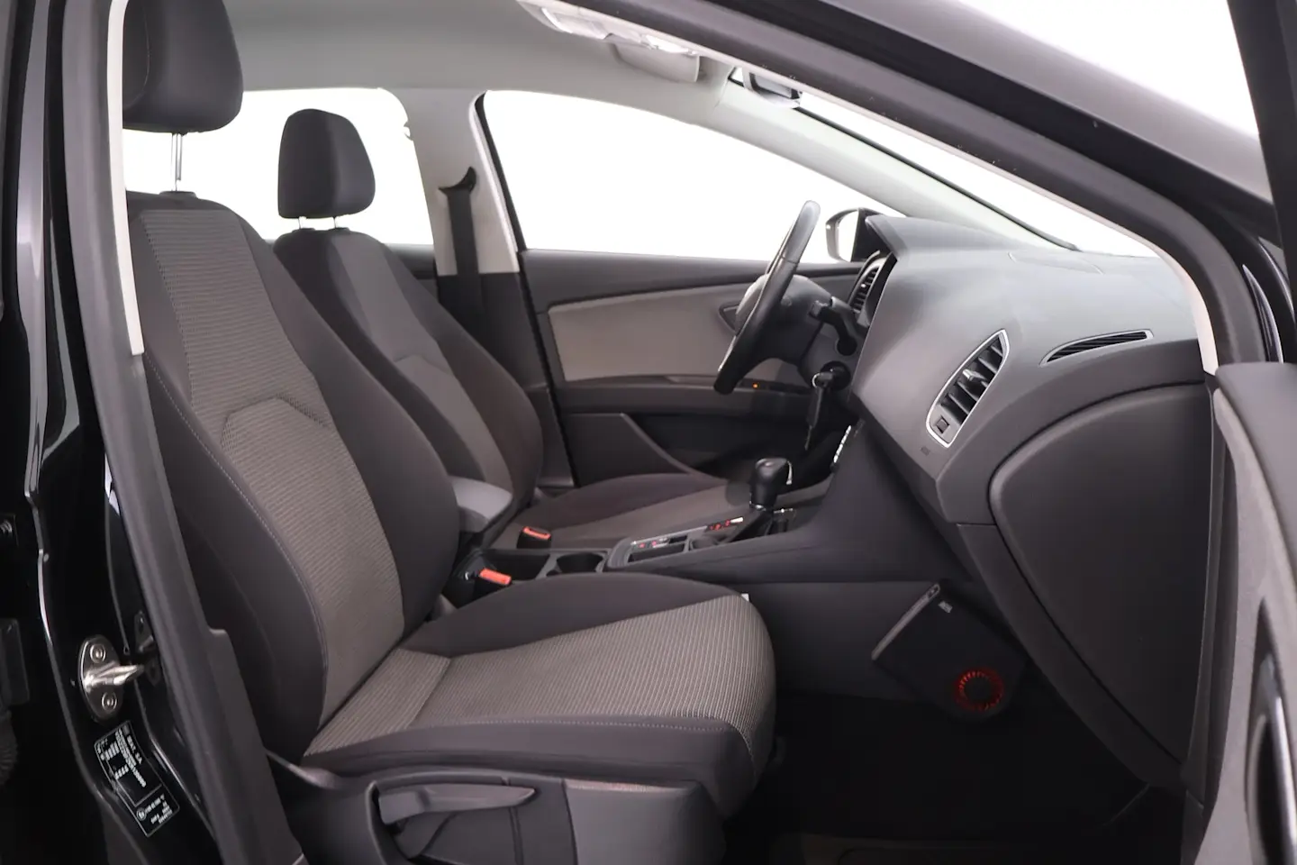 Car Image - 13U9XxwwJAntXFh2fPCwsm