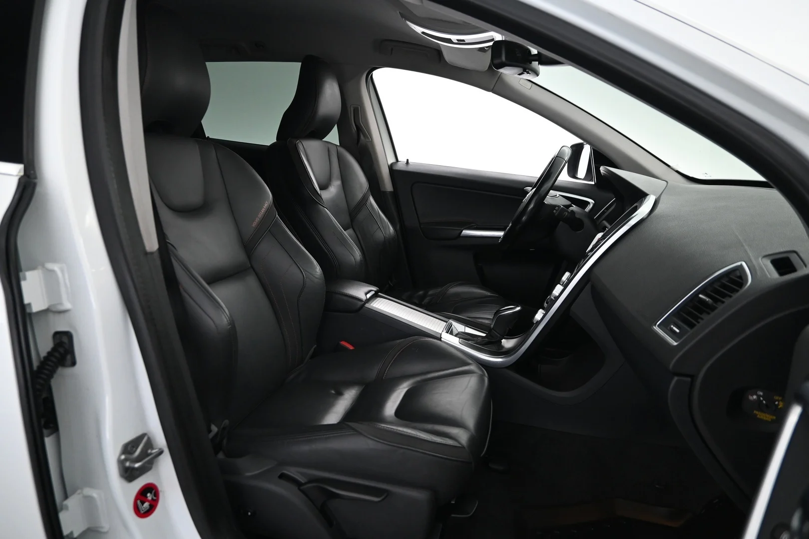 Car Image - 2Ph07TjRVndjBtnPbdEcKL