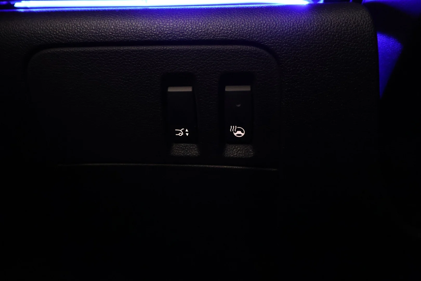 Car Image - 4xSuO3x3NslZ2GvHflZbQe