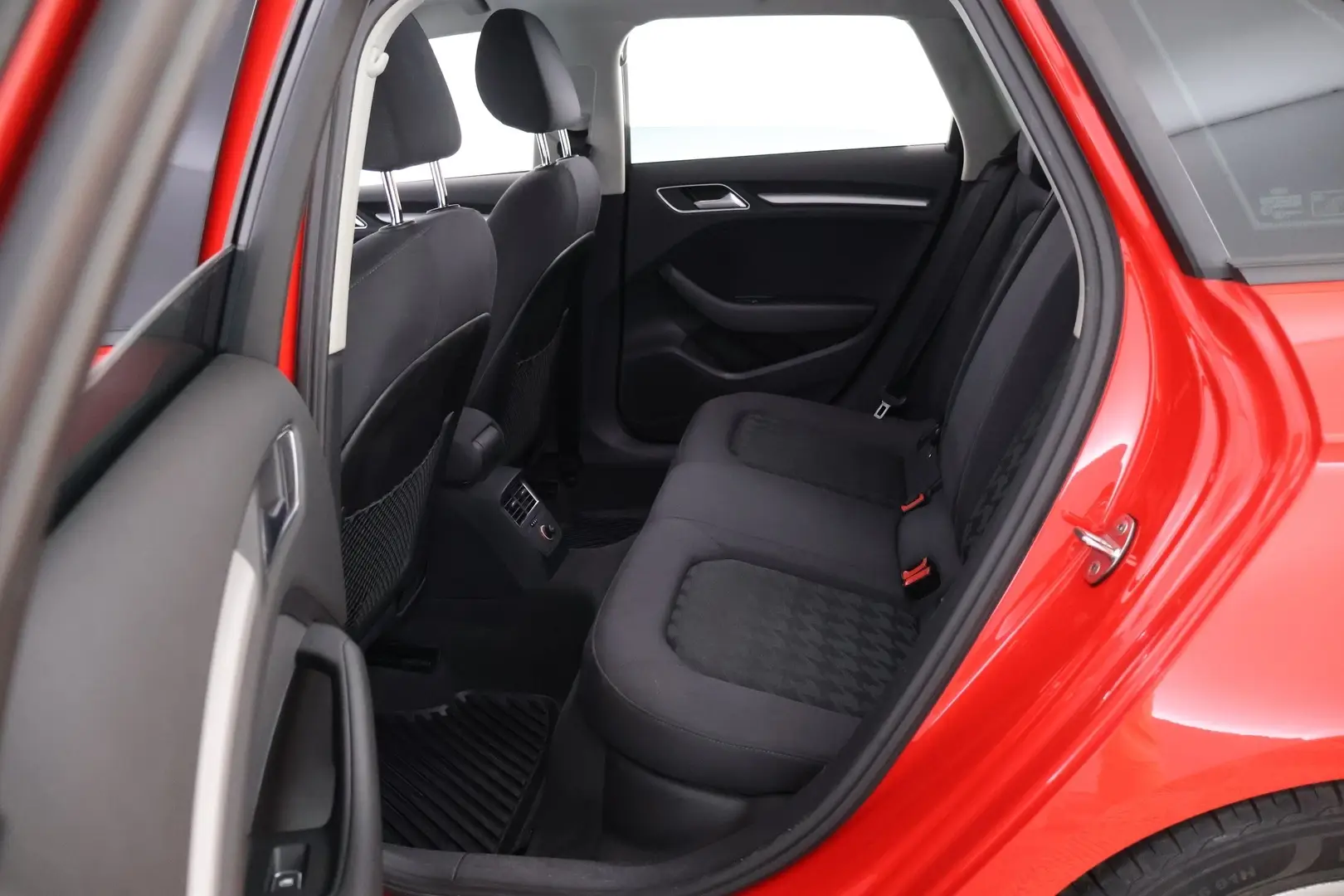 Car Image - D1dMHOjU0ofGtKU4Igty4